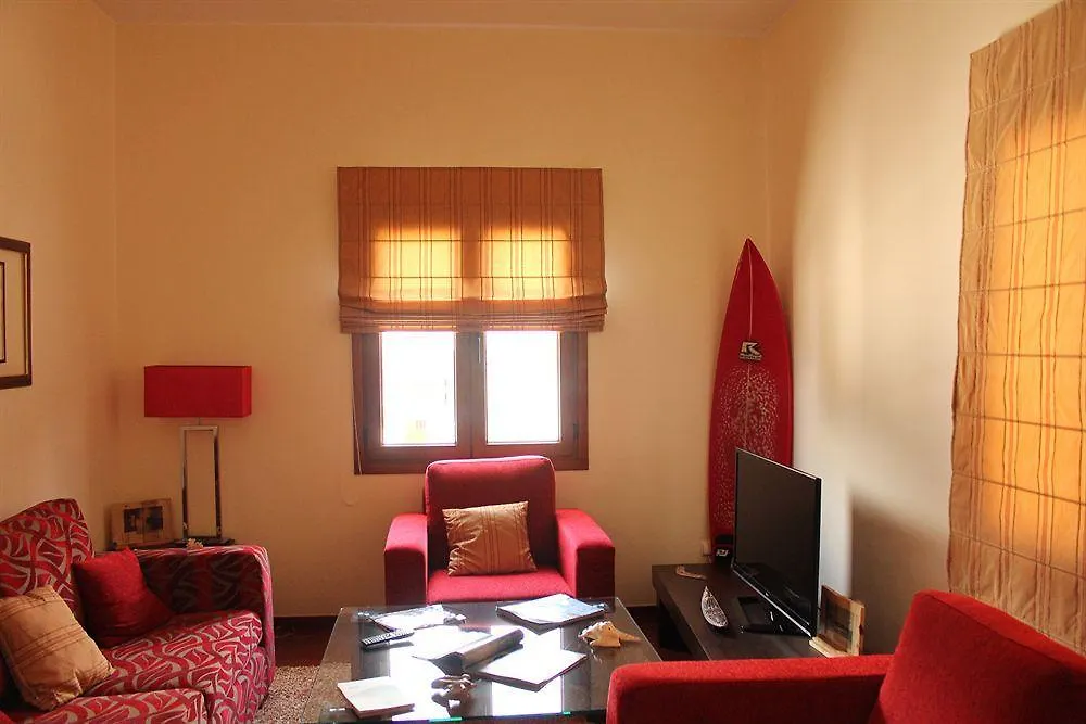 Hotel Vila Bela Porto Da Cruz 2*,